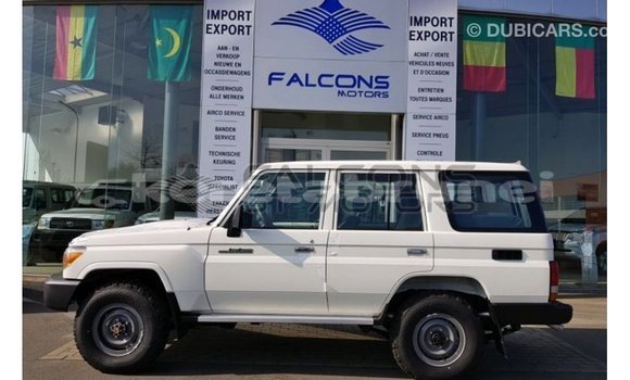 Buy Import Toyota Land Cruiser White Car in Import - Dubai in Belait Buy Import Toyota Land Cruiser White Car in Import - Dubai in Belait