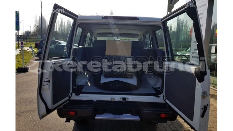 Big with watermark toyota land cruiser belait import dubai 3599