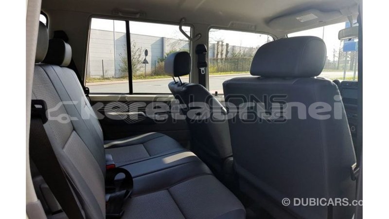 Big with watermark toyota land cruiser belait import dubai 3599