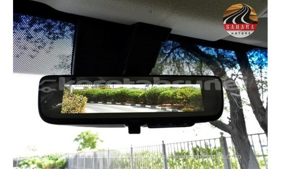 Buy Import Toyota Granvia White Car in Import - Dubai in Belait Buy Import Toyota Granvia White Car in Import - Dubai in Belait