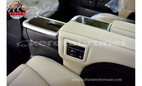 Buy Import Toyota Granvia White Car in Import - Dubai in Belait Buy Import Toyota Granvia White Car in Import - Dubai in Belait