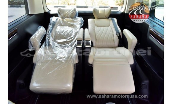 Buy Import Toyota Granvia White Car in Import - Dubai in Belait Buy Import Toyota Granvia White Car in Import - Dubai in Belait