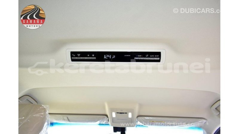 Big with watermark toyota granvia belait import dubai 3603