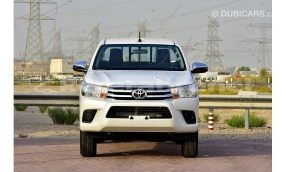 Buy Import Toyota Hilux White Car in Import - Dubai in Belait Buy Import Toyota Hilux White Car in Import - Dubai in Belait