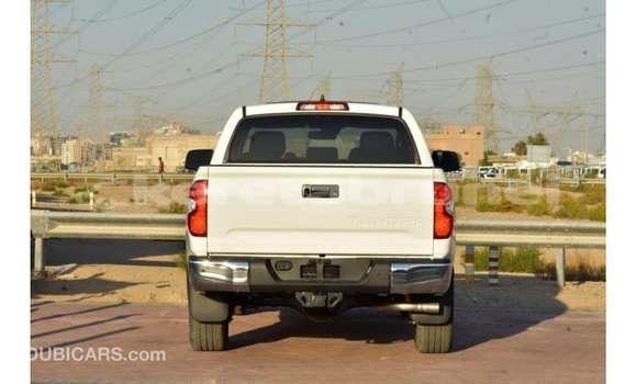 Buy Import Toyota Tundra White Car in Import - Dubai in Belait Buy Import Toyota Tundra White Car in Import - Dubai in Belait
