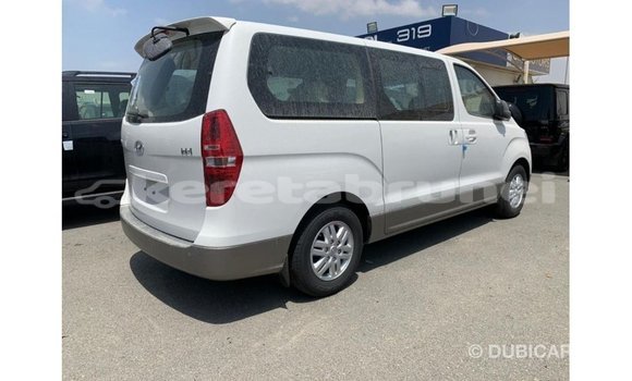 Buy Import Hyundai Accent White Car in Import - Dubai in Belait Buy Import Hyundai Accent White Car in Import - Dubai in Belait