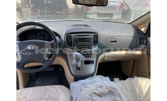 Buy Import Hyundai Accent White Car in Import - Dubai in Belait Buy Import Hyundai Accent White Car in Import - Dubai in Belait