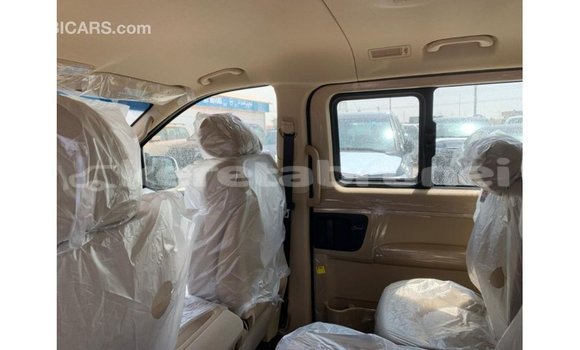 Buy Import Hyundai Accent White Car in Import - Dubai in Belait Buy Import Hyundai Accent White Car in Import - Dubai in Belait