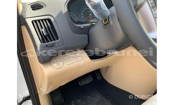 Buy Import Hyundai Accent White Car in Import - Dubai in Belait Buy Import Hyundai Accent White Car in Import - Dubai in Belait