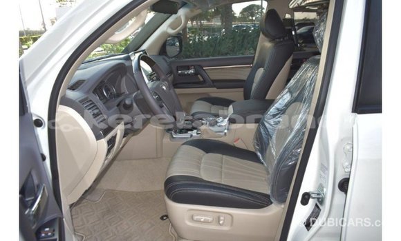 Buy Import Toyota Land Cruiser White Car in Import - Dubai in Belait Buy Import Toyota Land Cruiser White Car in Import - Dubai in Belait