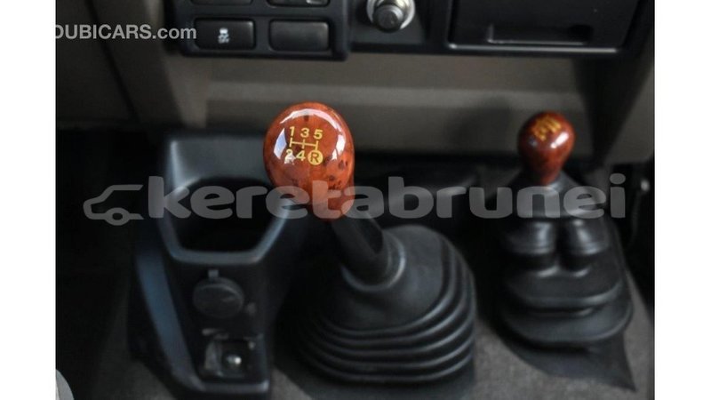Big with watermark toyota land cruiser belait import dubai 3619