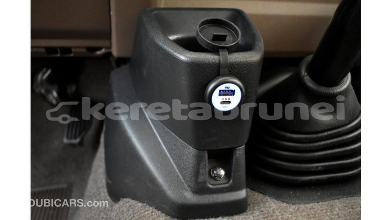 Big with watermark toyota land cruiser belait import dubai 3619