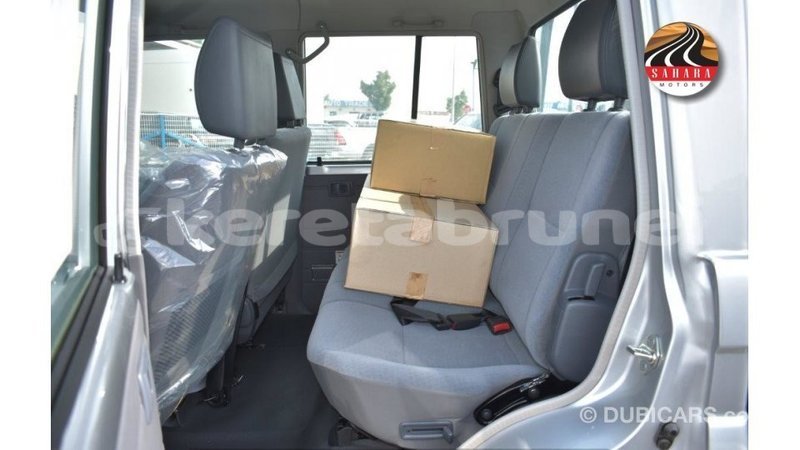 Big with watermark toyota land cruiser belait import dubai 3620