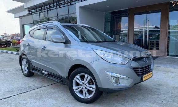 Buy Used Hyundai Tucson Silver Car in Bandar Seri Begawan in Brunei-Muara