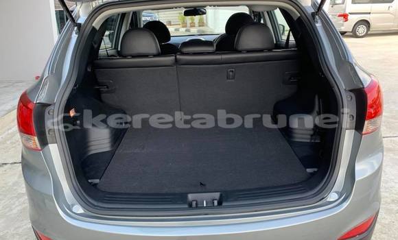 Buy Used Hyundai Tucson Silver Car in Bandar Seri Begawan in Brunei-Muara Buy Used Hyundai Tucson Silver Car in Bandar Seri Begawan in Brunei-Muara