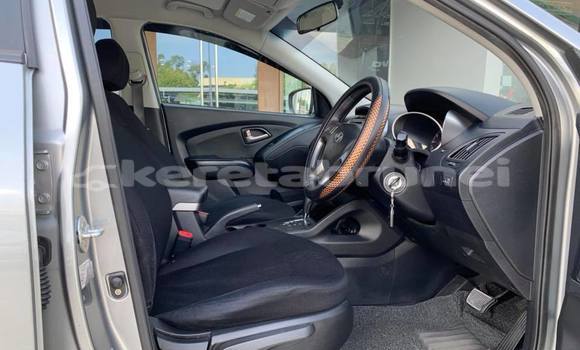 Buy Used Hyundai Tucson Silver Car in Bandar Seri Begawan in Brunei-Muara Buy Used Hyundai Tucson Silver Car in Bandar Seri Begawan in Brunei-Muara