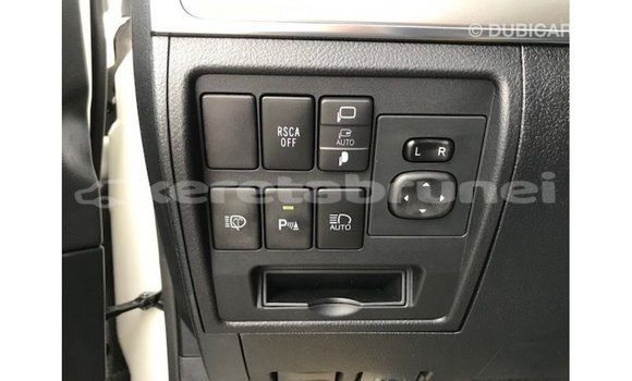 Buy Import Toyota Land Cruiser White Car in Import - Dubai in Belait Buy Import Toyota Land Cruiser White Car in Import - Dubai in Belait