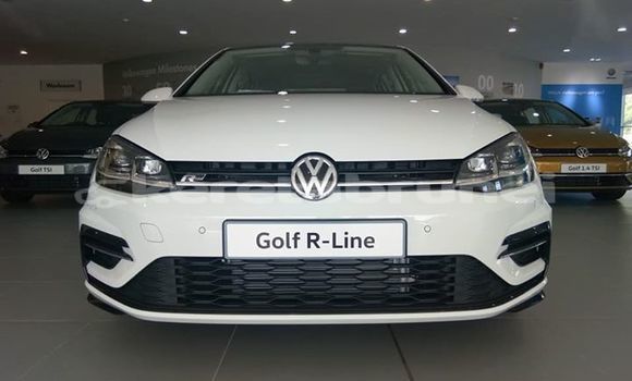 Buy Used Volkswagen Golf White Car in Bandar Seri Begawan in Brunei-Muara