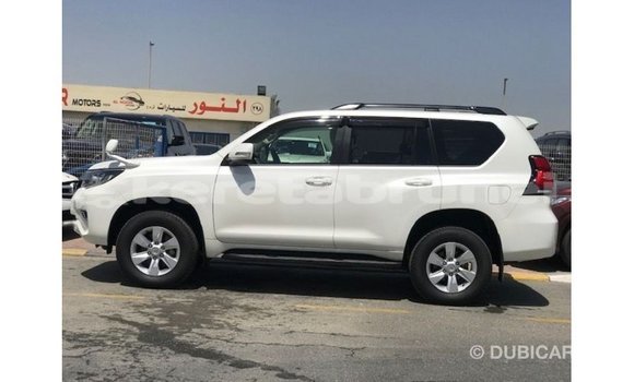 Buy Import Toyota Prado White Car in Import - Dubai in Belait Buy Import Toyota Prado White Car in Import - Dubai in Belait