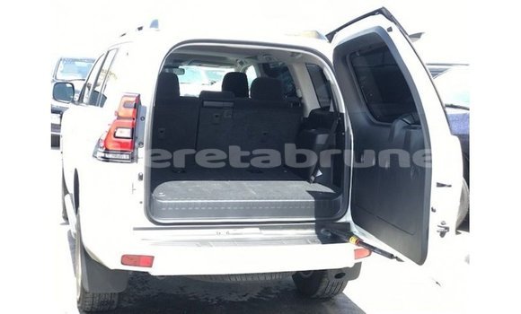 Buy Import Toyota Prado White Car in Import - Dubai in Belait Buy Import Toyota Prado White Car in Import - Dubai in Belait