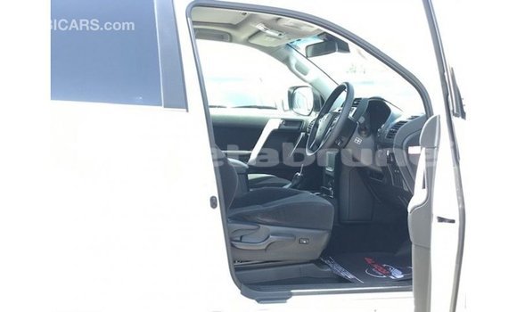 Buy Import Toyota Prado White Car in Import - Dubai in Belait Buy Import Toyota Prado White Car in Import - Dubai in Belait