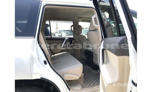 Buy Import Toyota Prado White Car in Import - Dubai in Belait Buy Import Toyota Prado White Car in Import - Dubai in Belait