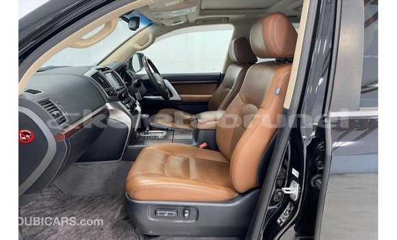 Buy Import Toyota Land Cruiser Black Car in Import - Dubai in Belait Buy Import Toyota Land Cruiser Black Car in Import - Dubai in Belait