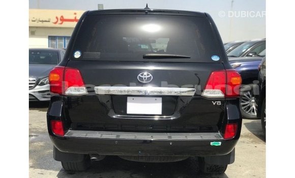 Buy Import Toyota Land Cruiser Black Car in Import - Dubai in Belait Buy Import Toyota Land Cruiser Black Car in Import - Dubai in Belait