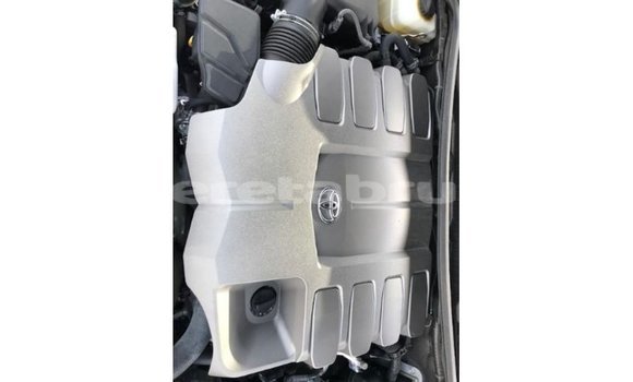 Buy Import Toyota Land Cruiser Black Car in Import - Dubai in Belait Buy Import Toyota Land Cruiser Black Car in Import - Dubai in Belait