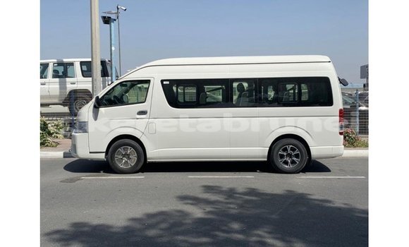 Buy Import Toyota Hiace White Car in Import - Dubai in Belait Buy Import Toyota Hiace White Car in Import - Dubai in Belait