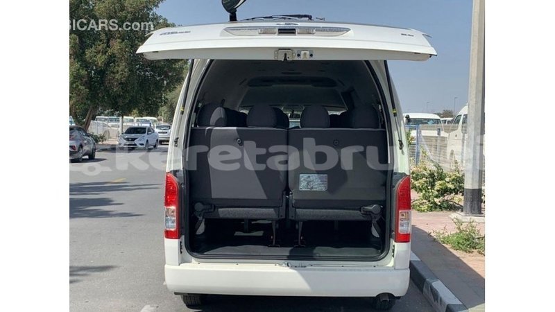 Big with watermark toyota hiace belait import dubai 3635