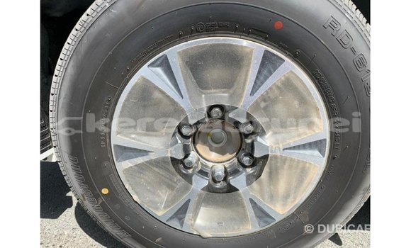 Buy Import Toyota Hiace White Car in Import - Dubai in Belait Buy Import Toyota Hiace White Car in Import - Dubai in Belait