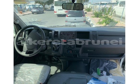 Buy Import Toyota Hiace White Car in Import - Dubai in Belait Buy Import Toyota Hiace White Car in Import - Dubai in Belait