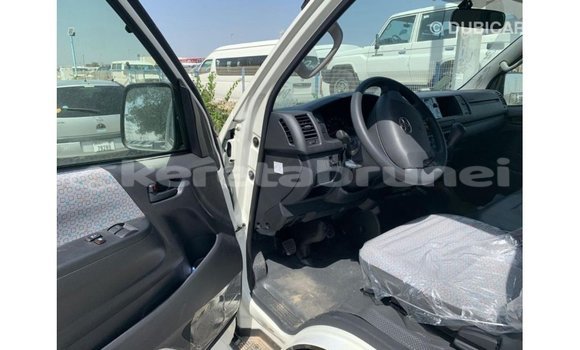 Buy Import Toyota Hiace White Car in Import - Dubai in Belait Buy Import Toyota Hiace White Car in Import - Dubai in Belait