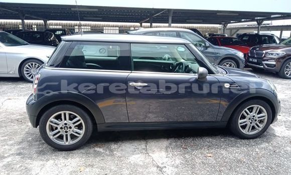Buy Used MINI Cooper Blue Car in Bandar Seri Begawan in Brunei-Muara Buy Used MINI Cooper Blue Car in Bandar Seri Begawan in Brunei-Muara