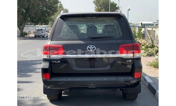 Buy Import Toyota Land Cruiser Black Car in Import - Dubai in Belait Buy Import Toyota Land Cruiser Black Car in Import - Dubai in Belait