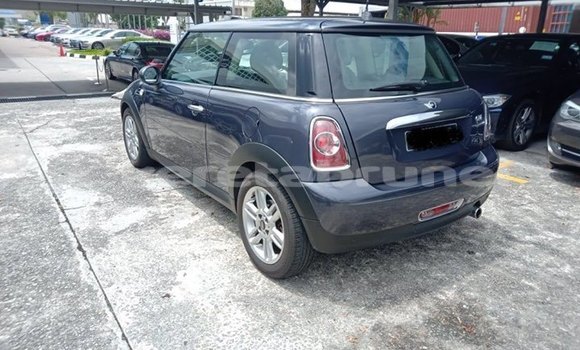Buy Used MINI Cooper Blue Car in Bandar Seri Begawan in Brunei-Muara Buy Used MINI Cooper Blue Car in Bandar Seri Begawan in Brunei-Muara