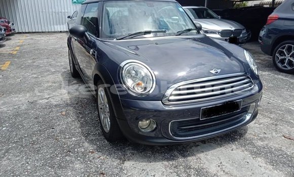Buy Used MINI Cooper Blue Car in Bandar Seri Begawan in Brunei-Muara Buy Used MINI Cooper Blue Car in Bandar Seri Begawan in Brunei-Muara