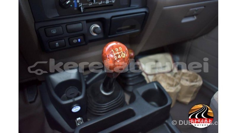 Big with watermark toyota land cruiser belait import dubai 3646