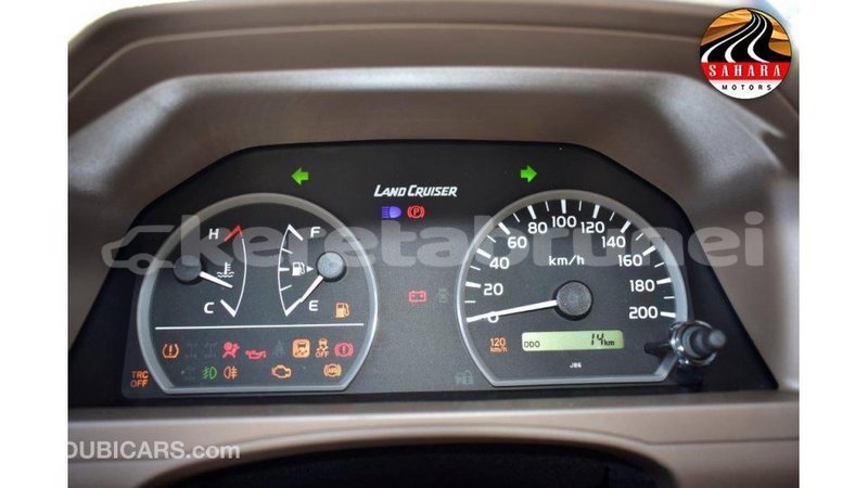 Big with watermark toyota land cruiser belait import dubai 3646