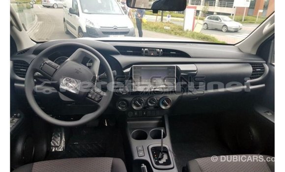 Buy Import Toyota Hilux Brown Car in Import - Dubai in Belait Buy Import Toyota Hilux Brown Car in Import - Dubai in Belait