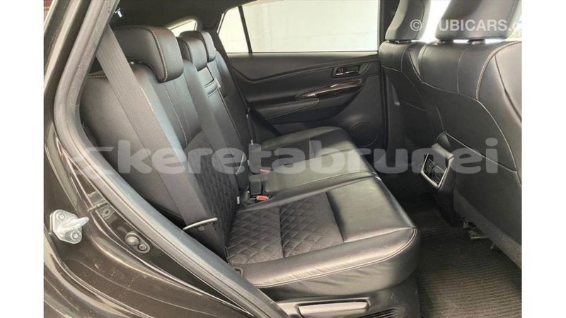 Big with watermark toyota harrier belait import dubai 3658