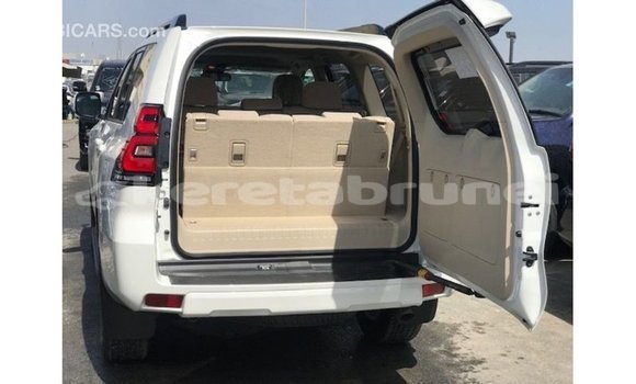 Buy Import Toyota Prado White Car in Import - Dubai in Belait Buy Import Toyota Prado White Car in Import - Dubai in Belait