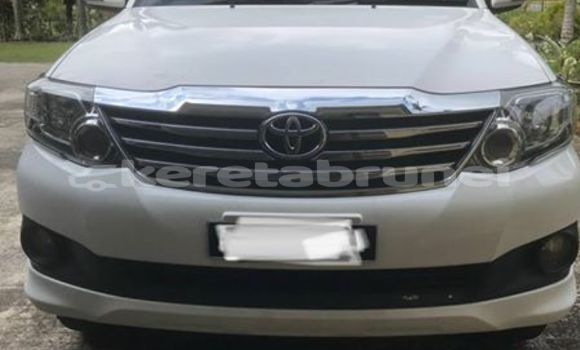 Buy Used Toyota Fortuner White Car in Bandar Seri Begawan in Brunei-Muara Buy Used Toyota Fortuner White Car in Bandar Seri Begawan in Brunei-Muara