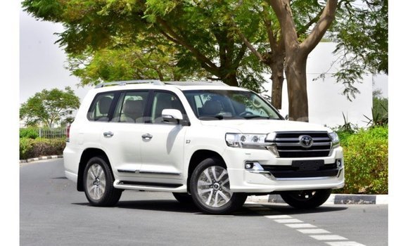 Buy Import Toyota Land Cruiser White Car in Import - Dubai in Belait Buy Import Toyota Land Cruiser White Car in Import - Dubai in Belait