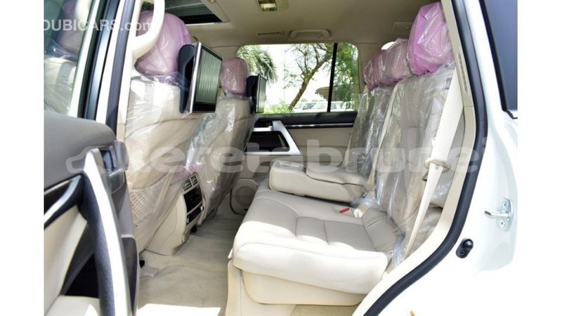 Big with watermark toyota land cruiser belait import dubai 3661