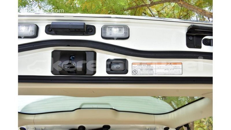 Big with watermark toyota land cruiser belait import dubai 3661