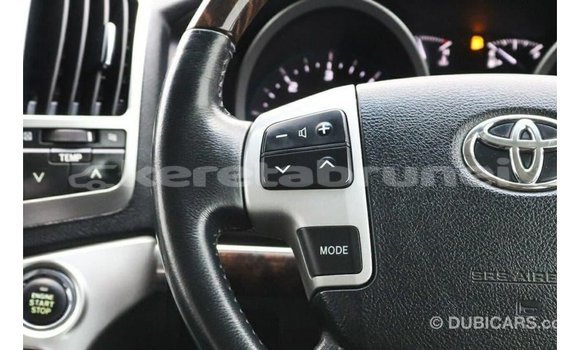 Buy Import Toyota Land Cruiser White Car in Import - Dubai in Belait Buy Import Toyota Land Cruiser White Car in Import - Dubai in Belait