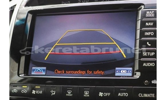 Buy Import Toyota Land Cruiser White Car in Import - Dubai in Belait Buy Import Toyota Land Cruiser White Car in Import - Dubai in Belait