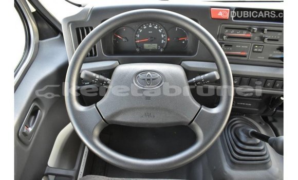 Buy Import Toyota Coaster White Car in Import - Dubai in Belait Buy Import Toyota Coaster White Car in Import - Dubai in Belait